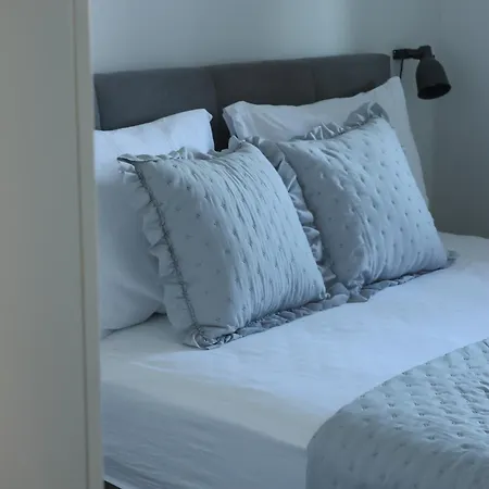 Modern Escape With Garage Apartmán Split